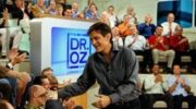 Dr. Oz interacts with his audience
