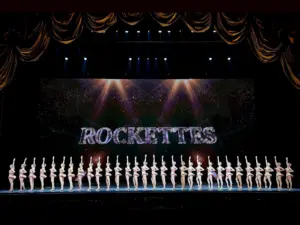 Broadway Performance Schedule Christmas 2016