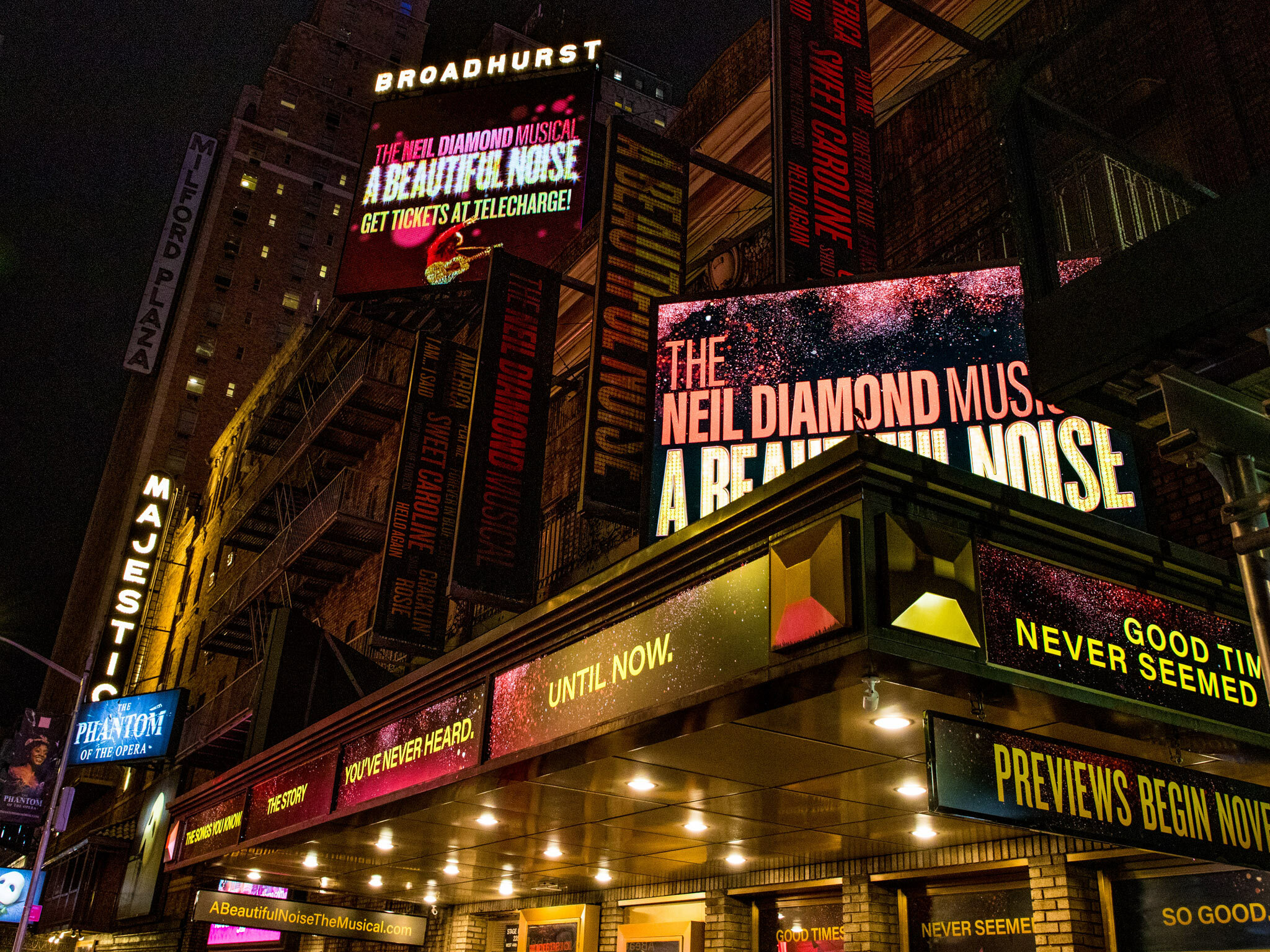 A Beautiful Noise, The Neil Diamond Musical (Broadway, Broadhurst