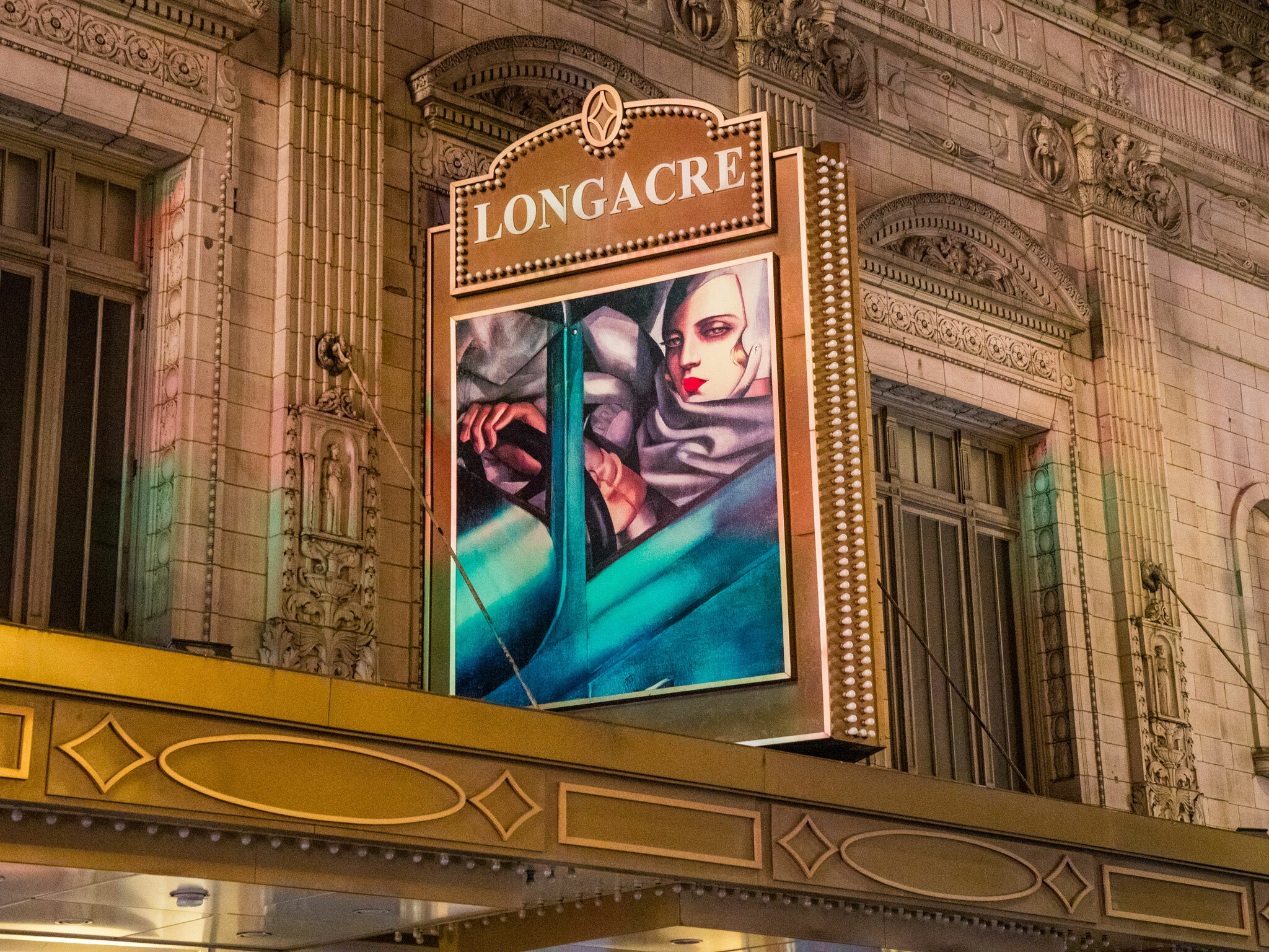 Lempicka Marquee