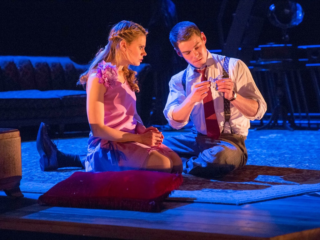 “The Glass Menagerie” Begins with Sally Field on Broadway